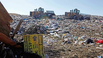 landfill001003.jpg